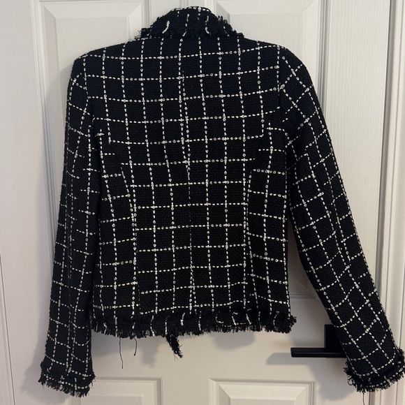Tweed Chanel looking jacket for 1/3 the price - Picture 11 of 12